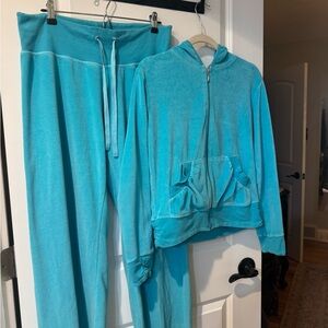 Vintage Neiman Marcus Loungewear  17 years old Still has a lot of life in it!